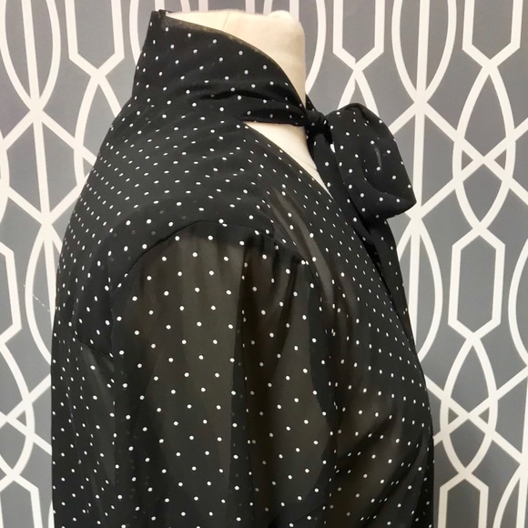 Banana Republic Tie Neck Blouse - Picture 2 of 3